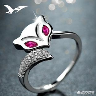 白狐图片大全大图（白狐图片大全大图简笔画）