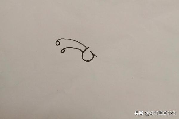 简笔画蝴蝶图片大全大图（1一3岁儿童简笔画蝴蝶）